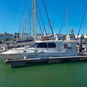 Botel Private Yacht, We Our Guests, Lisbon