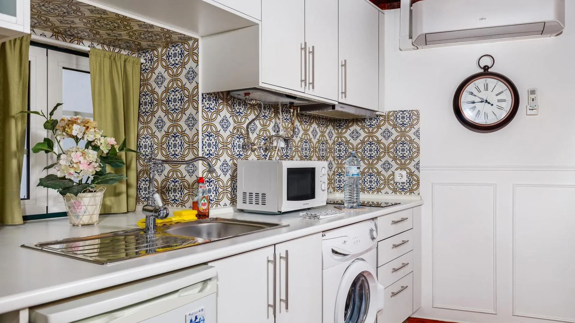Medieval Apartament Alfama-Center Lisbon 0*,